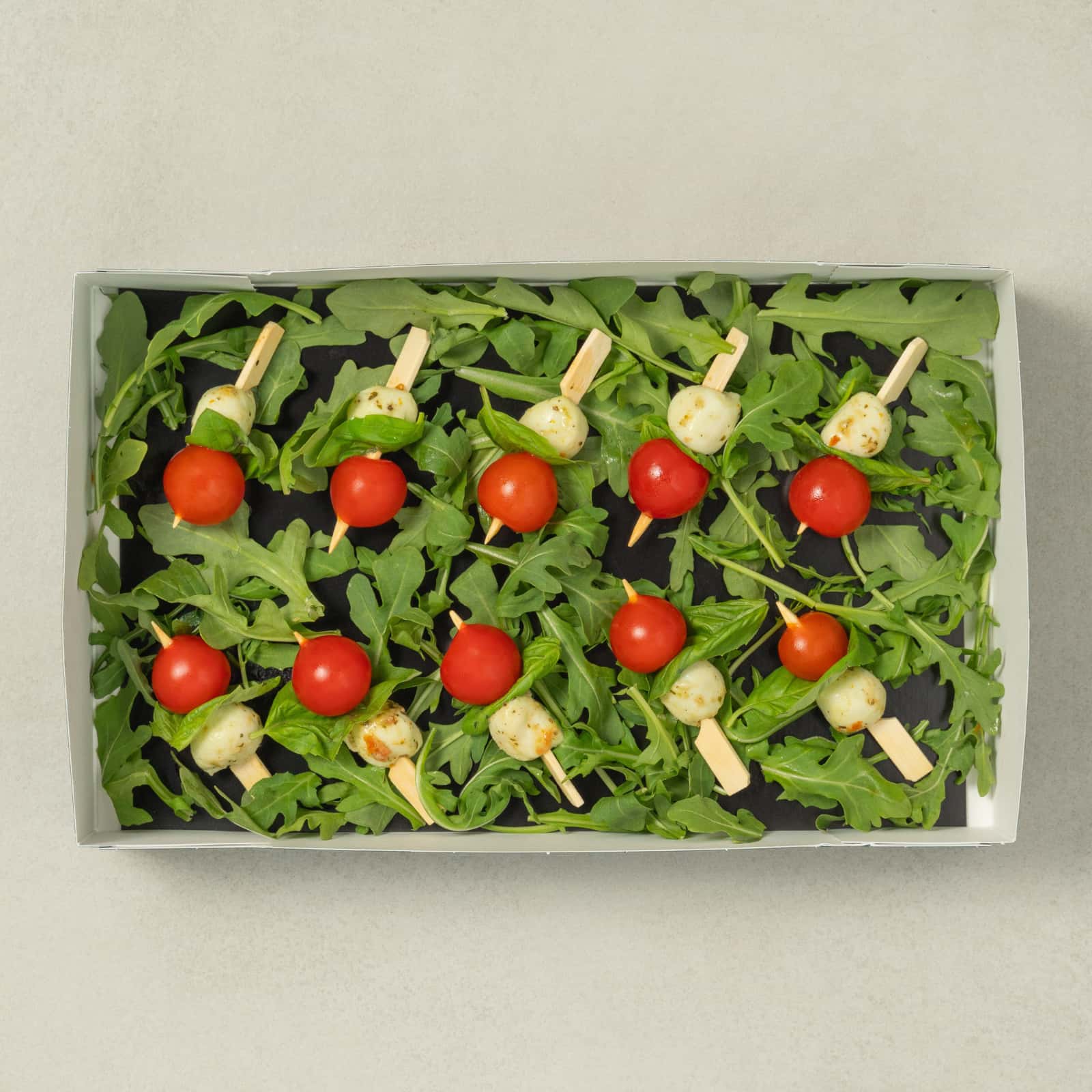 Coffret bouchées - Bocconcini, tomate et basilic-AvecPlaisirs Chefs Traiteurs