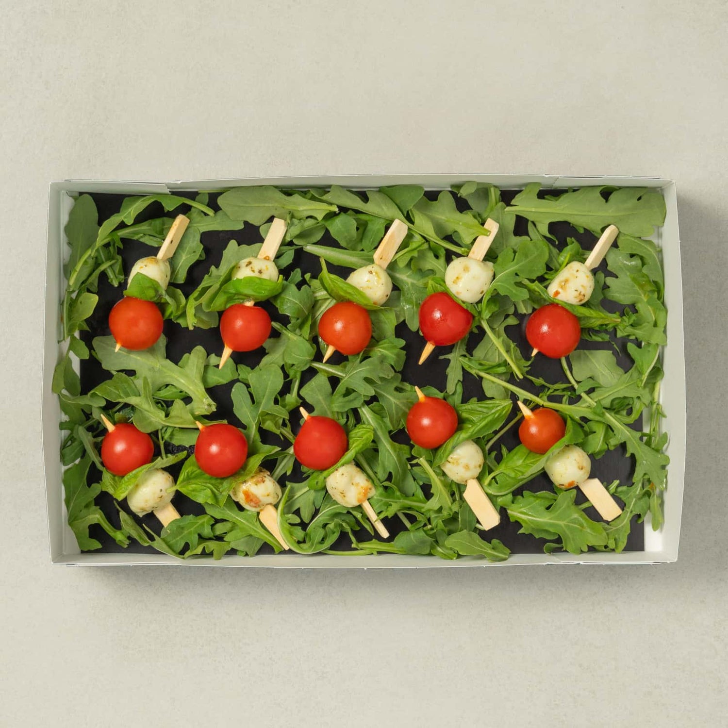 Coffret bouchées - Bocconcini, tomate et basilic-AvecPlaisirs Chefs Traiteurs