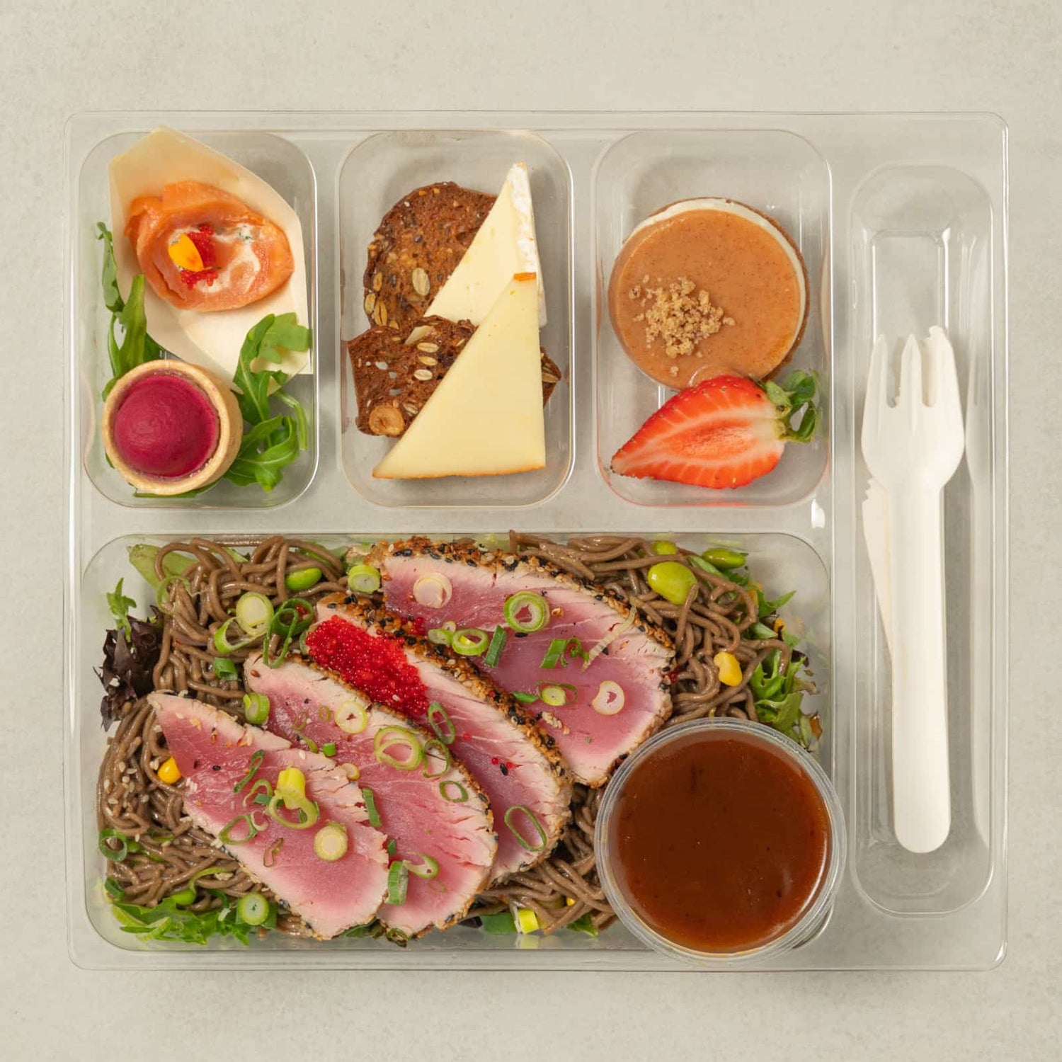 Coffret exécutif Tataki de thon saku-AvecPlaisirs Chefs Traiteurs