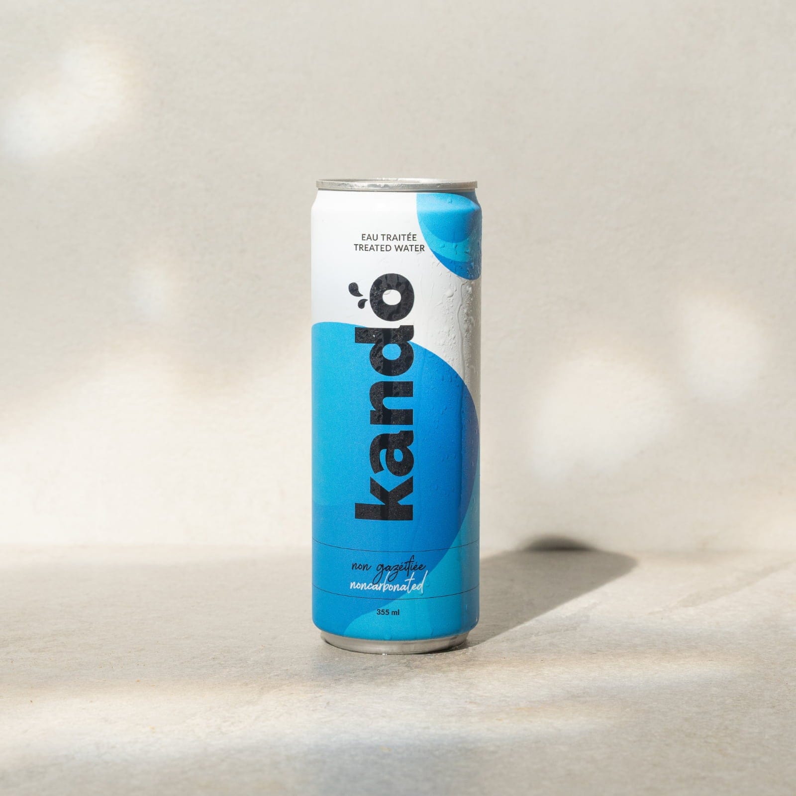 Eau de source Kando | AvecPlaisirs Chefs Traiteurs