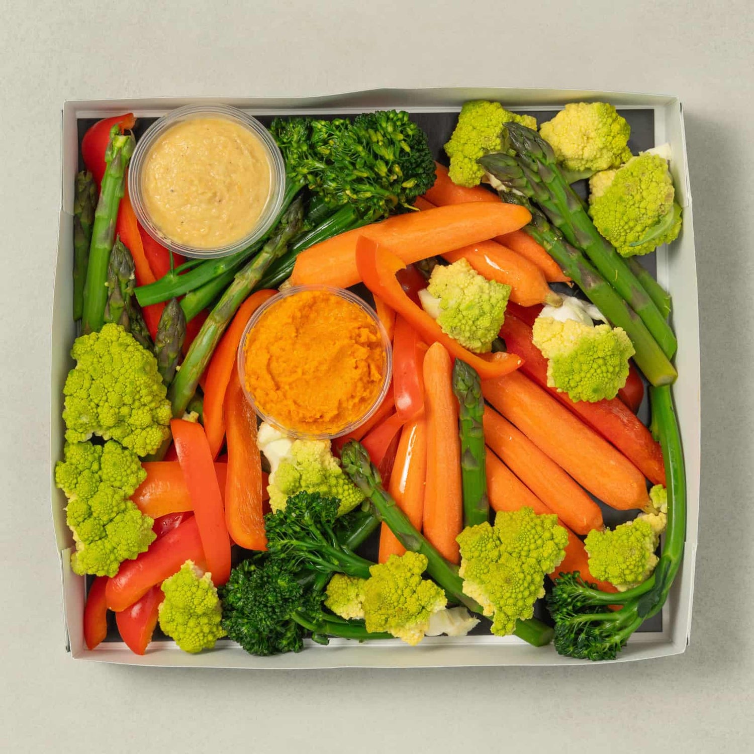 Grand plateau de Crudités et trempette maison-AvecPlaisirs Chefs Traiteurs