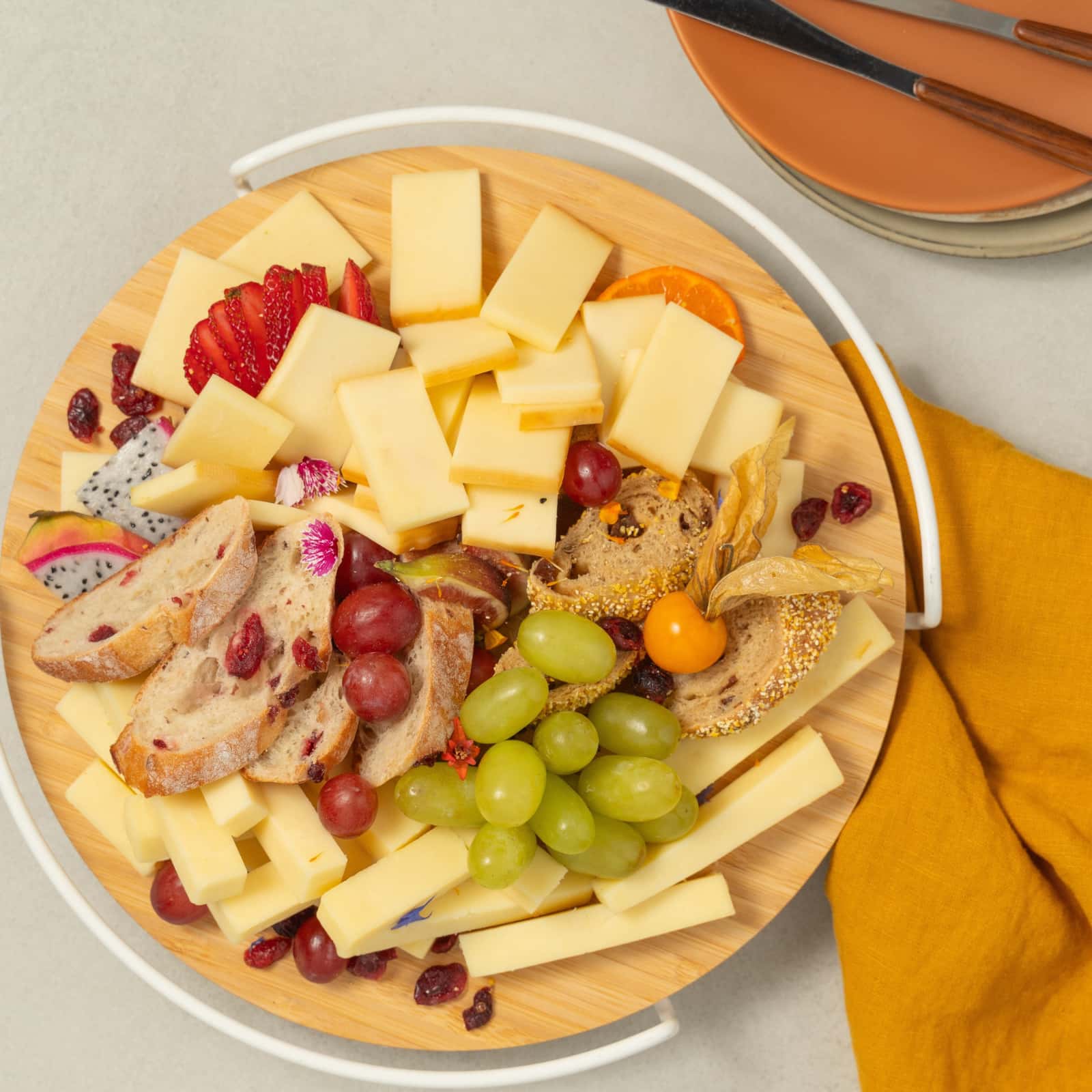 Grand plateau de Fromages cheddar et gouda-Traiteur Avec Plaisirs