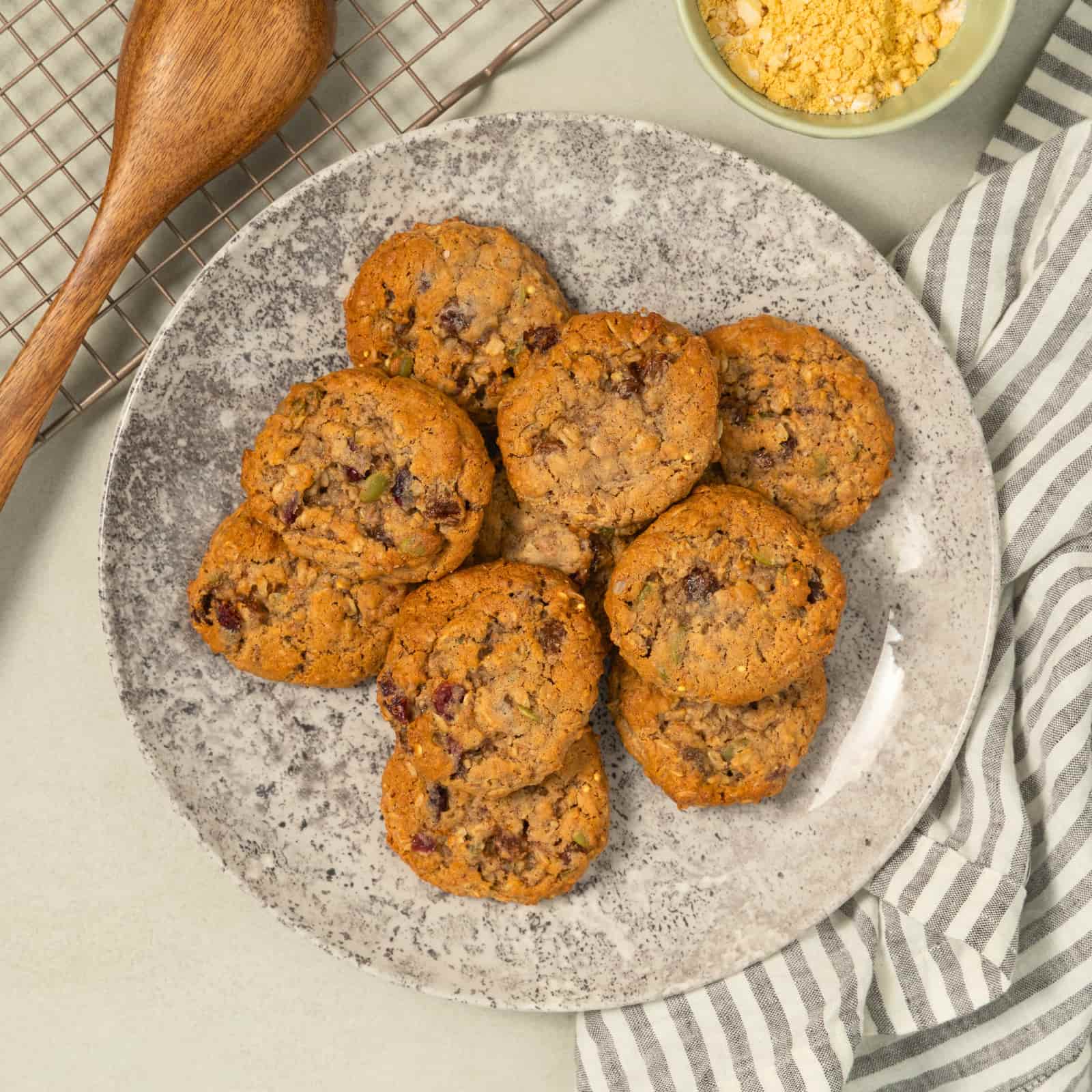 Plateau de biscuits gourmands du randonneur-AvecPlaisirs Chefs Traiteurs