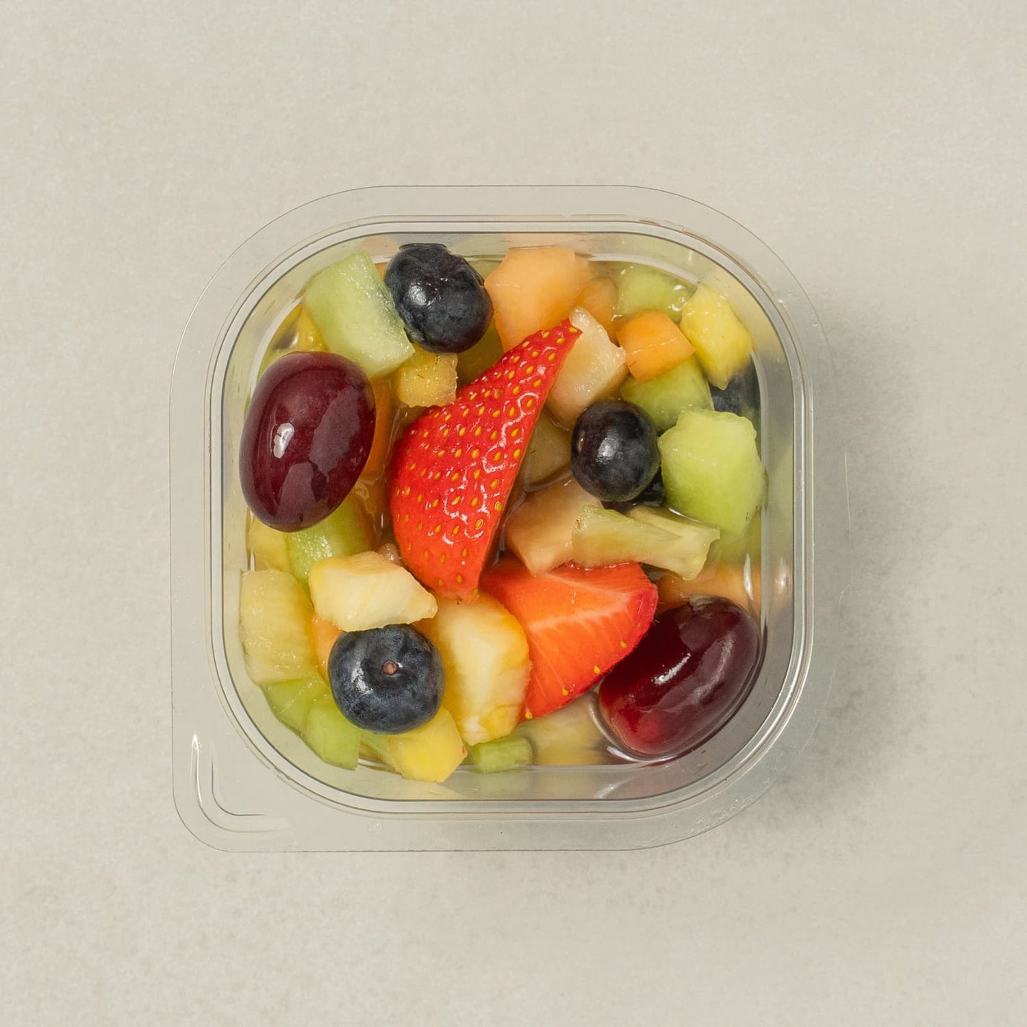 Salade de fruits frais et sirop aux aromates-AvecPlaisirs Chefs Traiteurs