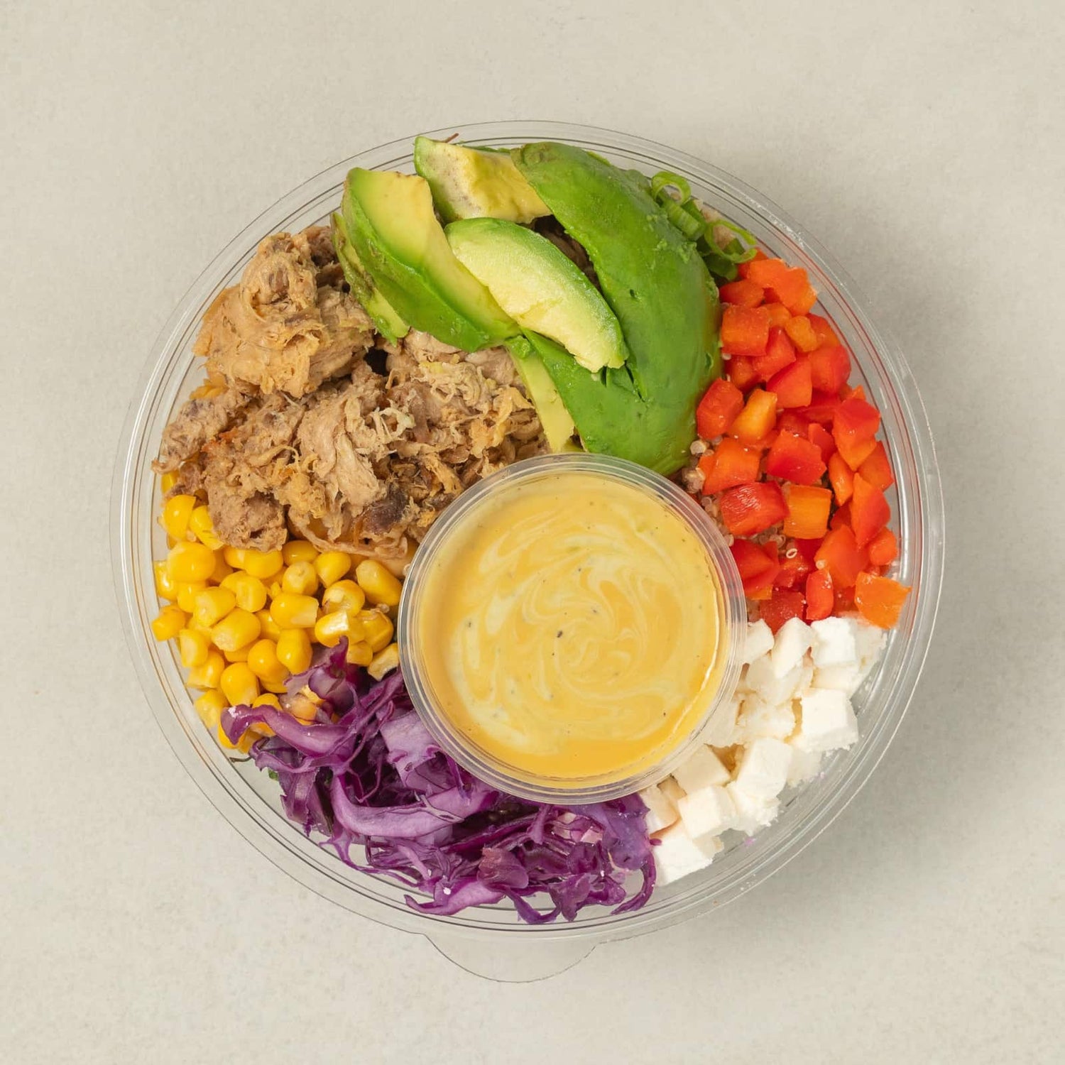 Salade bombe de protéines et poulet végétal-AvecPlaisirs Chefs Traiteurs