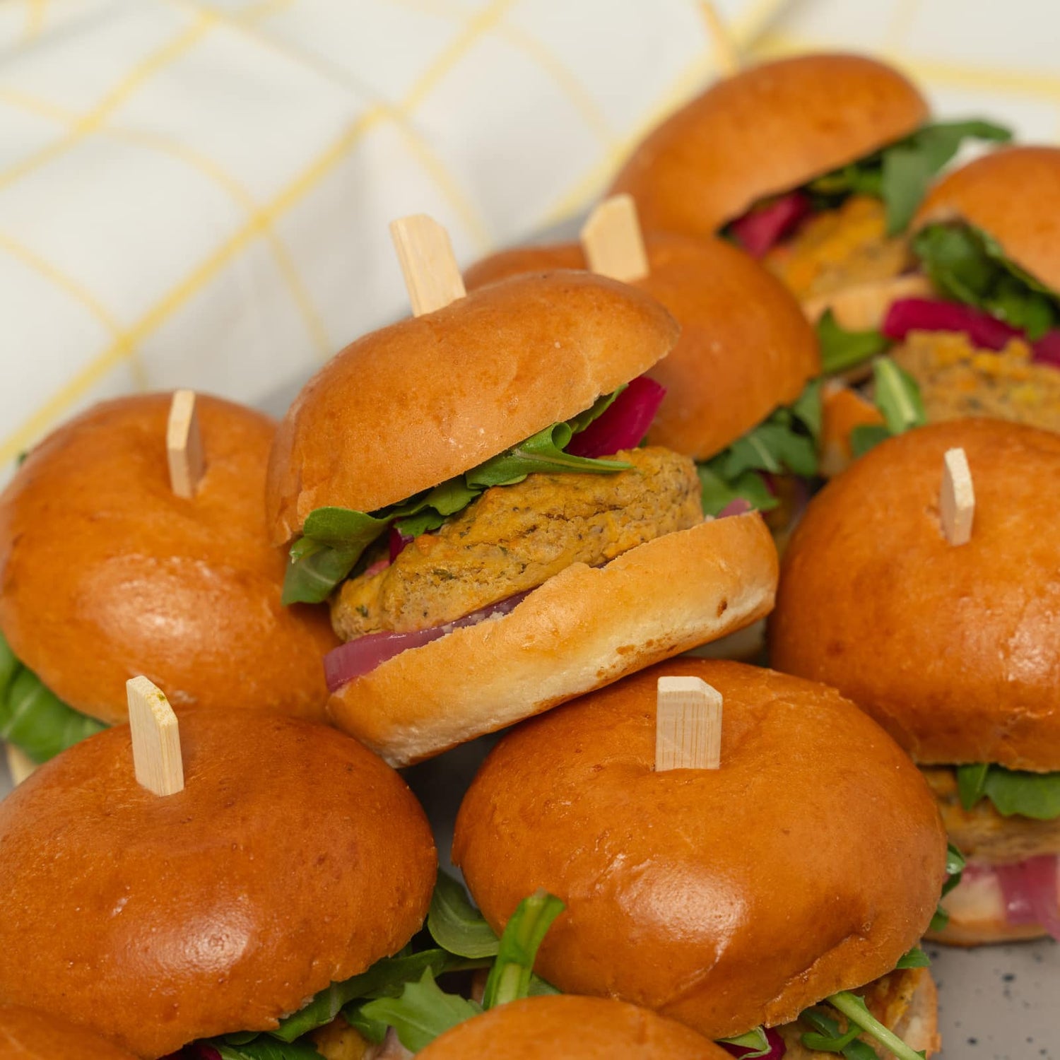 Coffret bouchées - Mini burger de patate douce-AvecPlaisirs Chefs Traiteurs