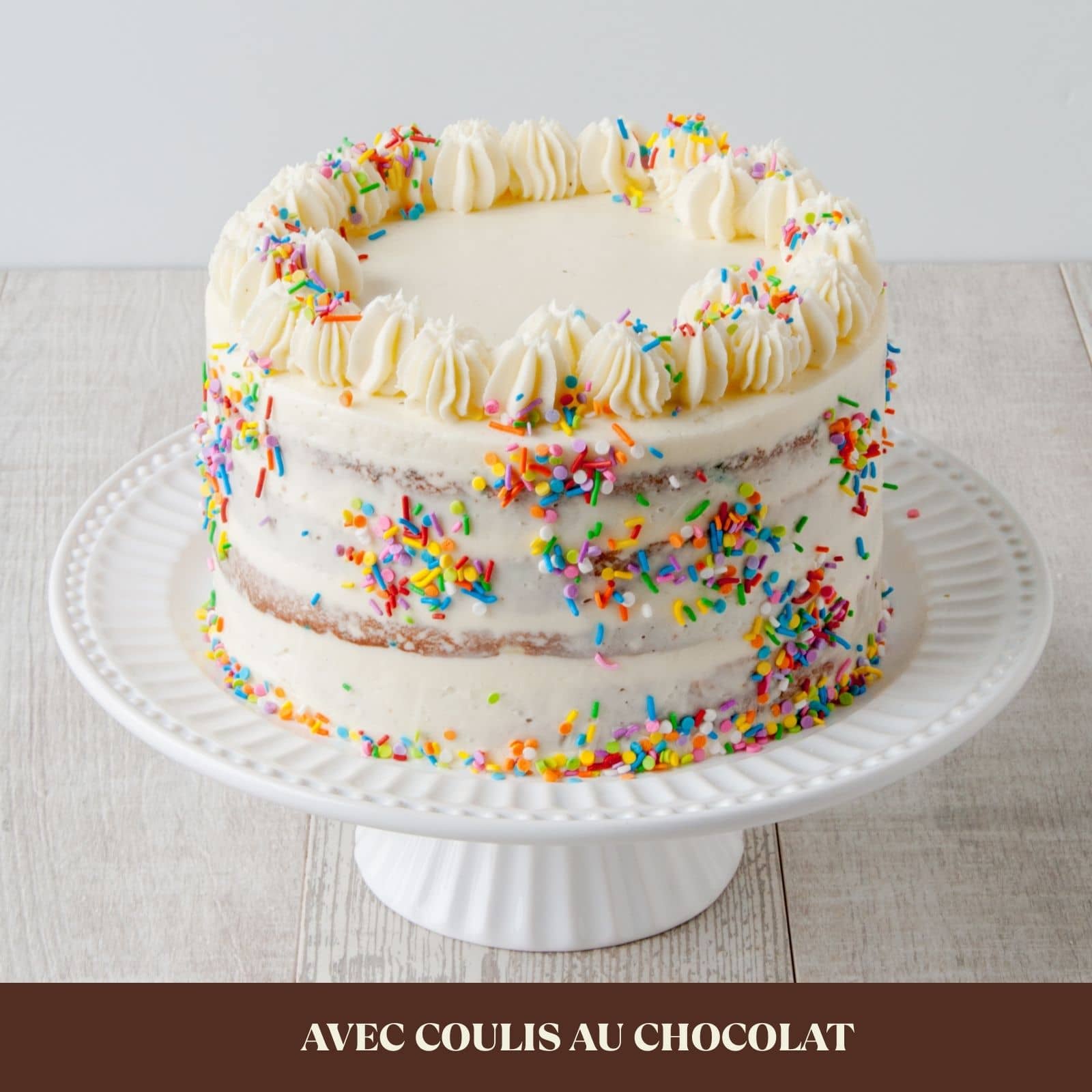 Gâteau anniversaire avec coulis au chocolat - 14-16 portions-AvecPlaisirs Chefs Traiteurs