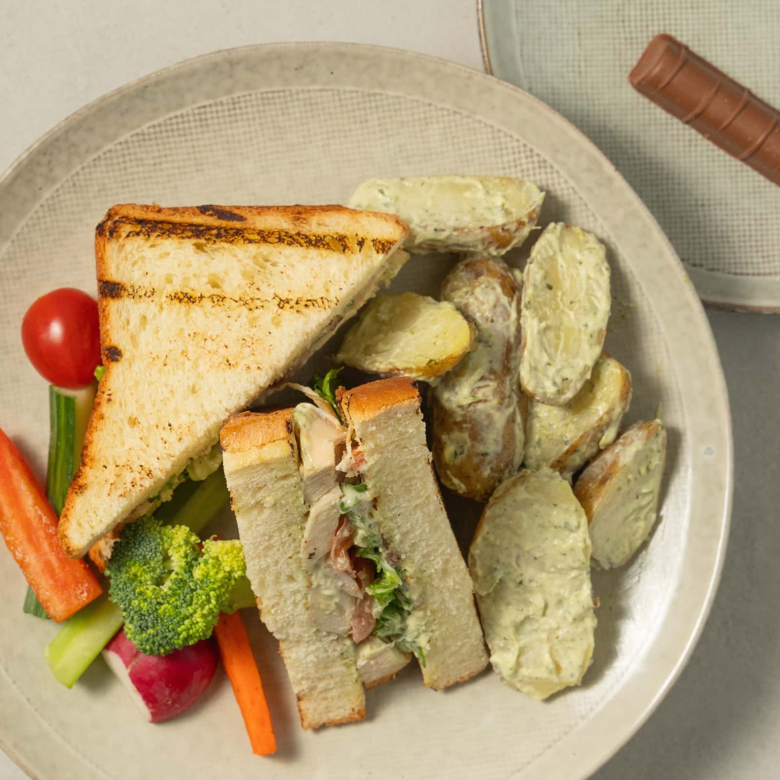 Pratico au Poulet BLT-Traiteur Avec Plaisirs