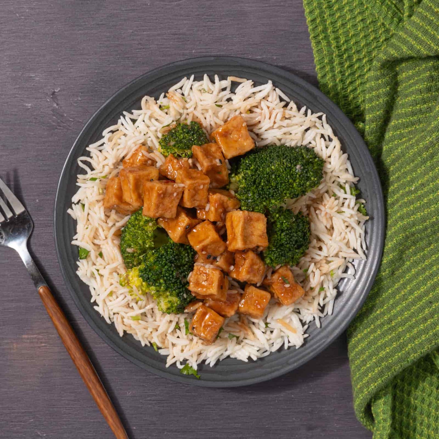 Tofu général tao prêt-à-réchauffer-AvecPlaisirs Chefs Traiteurs