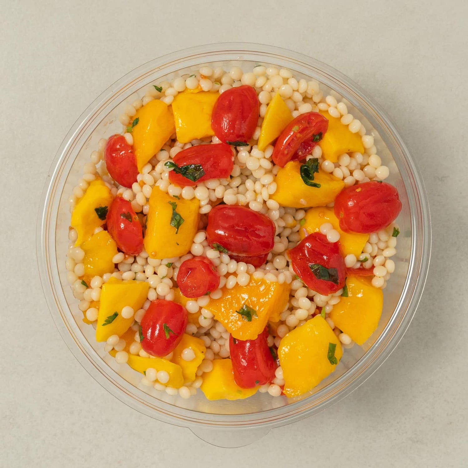 Salade Couscous, tomates et mangues-AvecPlaisirs Chefs Traiteurs