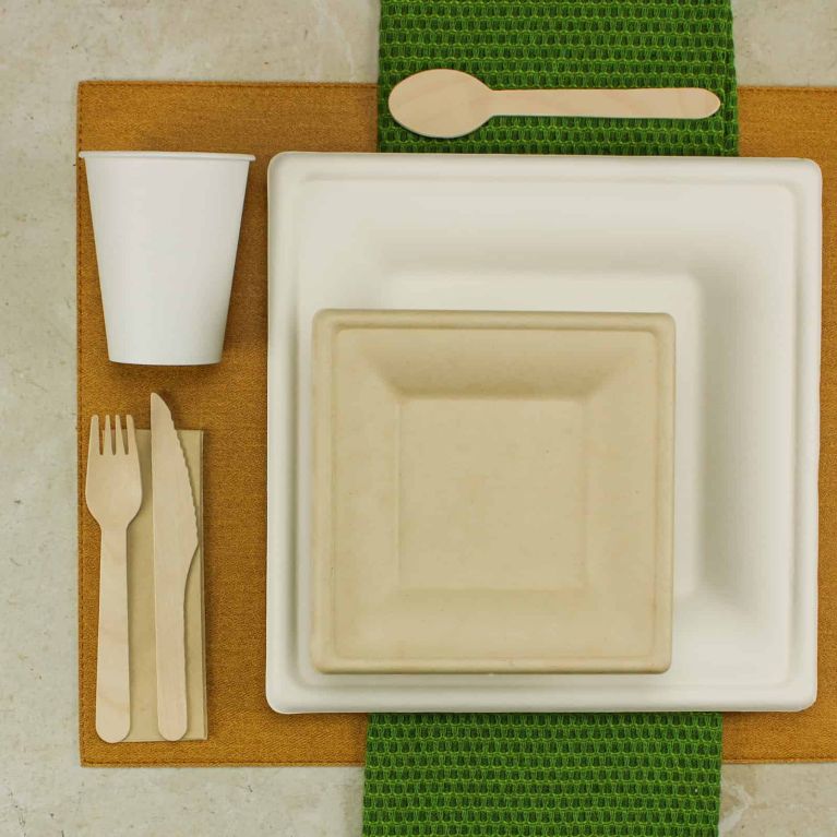 Table set kit for meal with carton glass