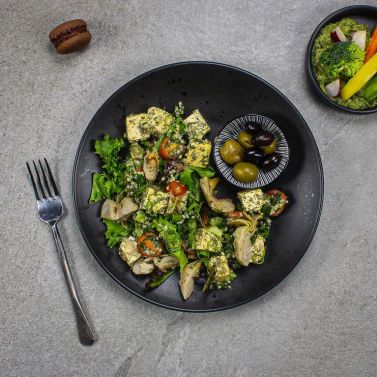 "Feta" tofu style, canary-seed Meal Salad box