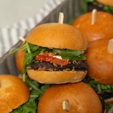 Canapé Box - Mini Mushroom Burger