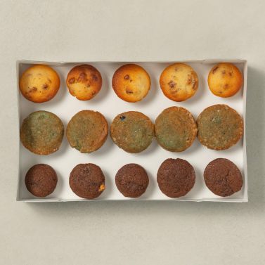 Petit plateau de mini muffins maison