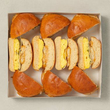 Plateau de sandwichs déjeuner végans